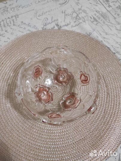 Блюдо на ножке и салатница Walther Glas