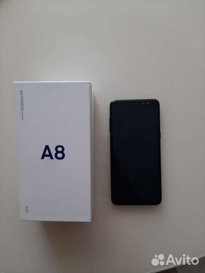 Samsung Galaxy A8 (2018), 4/32 ГБ