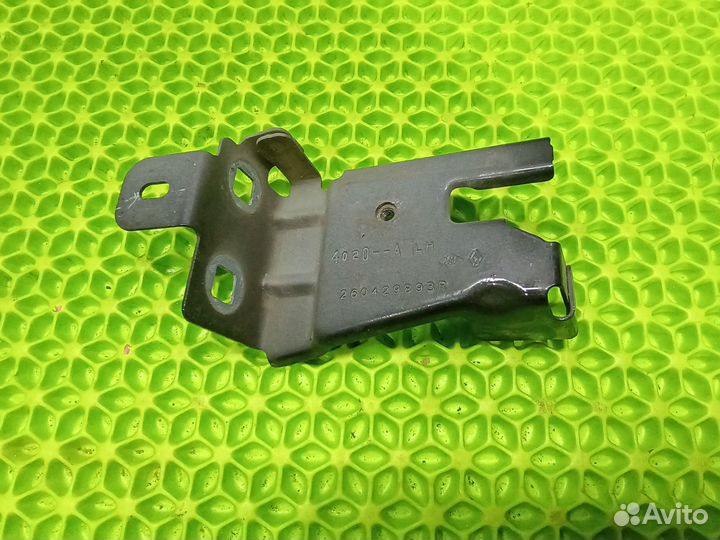 Кронштейн фары левый Renault Arkana 2021