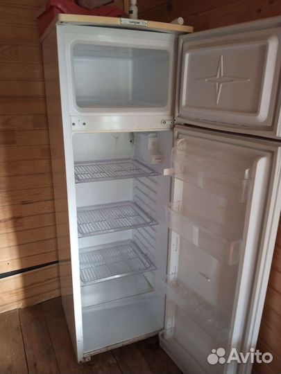 Холодильник бу маленький