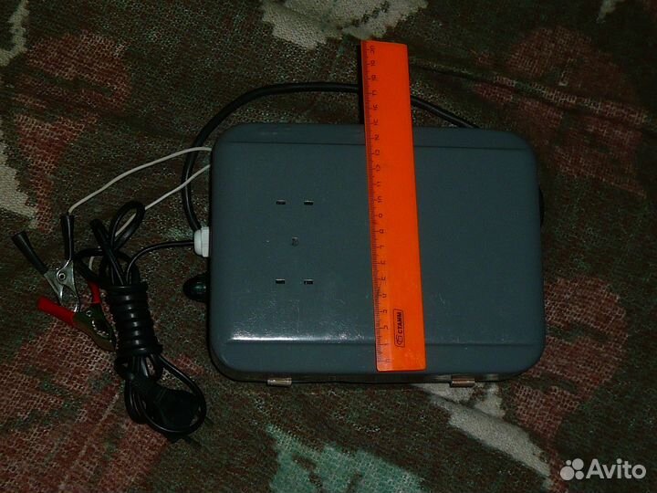 Старый автозарядник СССР 12 в. 4 а