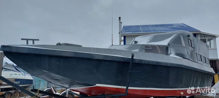 Катер глиссирующий инд.постройки