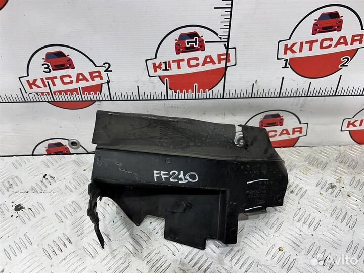 Воздуховод радиатора Ford Focus 2