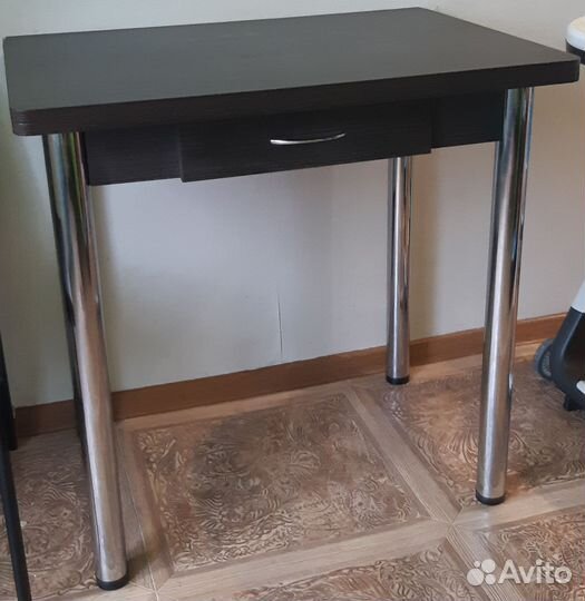 Кухонный стол Раунд BMS