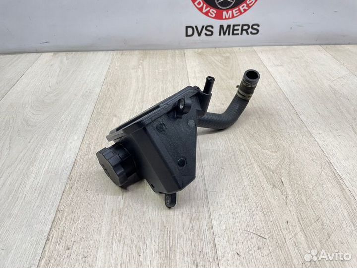 Бачок гур Mercedes Ml W164