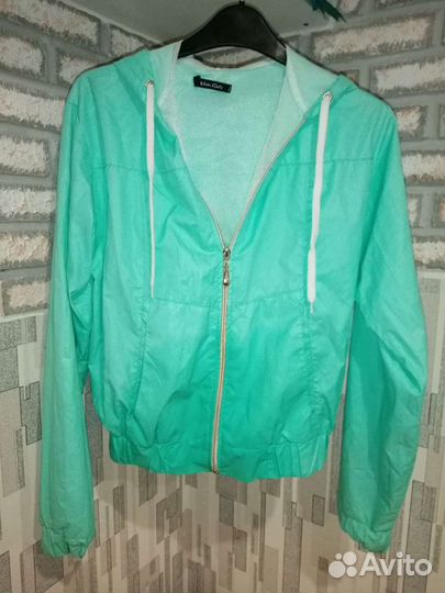 Спортивный костюм женский