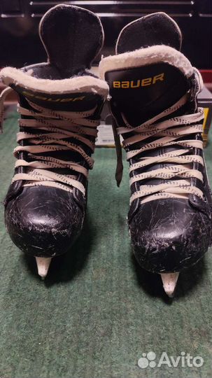Коньки детские bauer supreme s140 и Bauer supreme