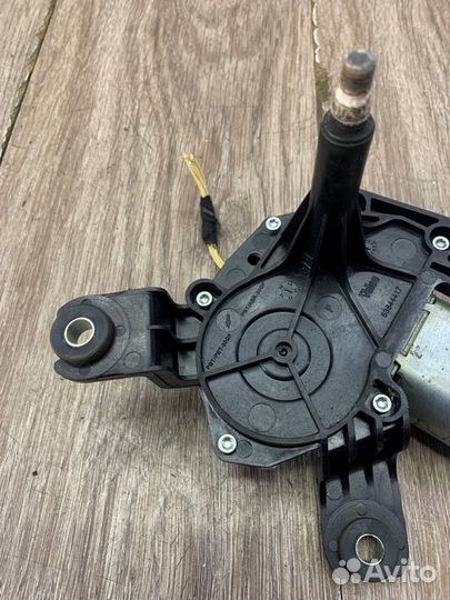 Мотор дворников задний Opel Corsa D хетчбэк 5-ти