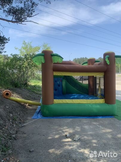 Детский надувной батут с горкой