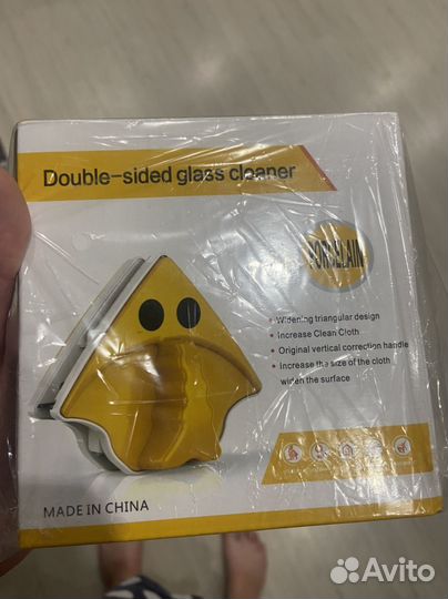 Магнитная щетка для мойки окон