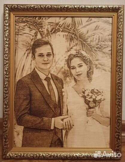 Портрет по фото на дереве Подарок