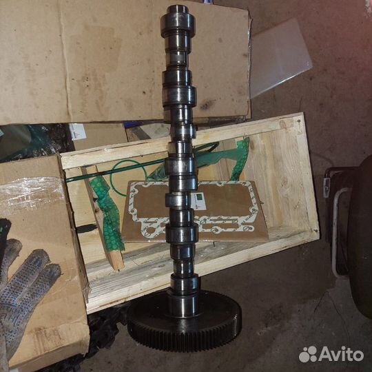 Распредвал в сборе 22380260 D5D volvo BL61, BL71