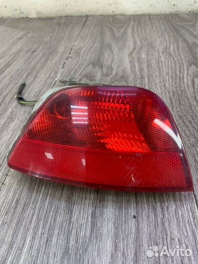 Фонарь задний правый Ford Focus 2 2007