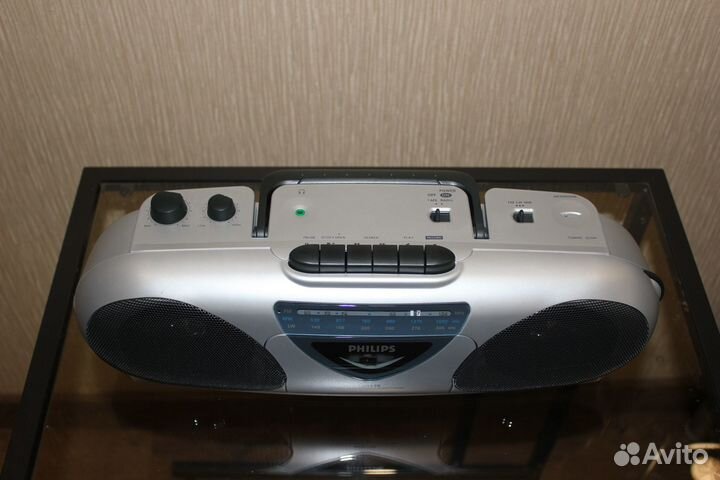 Магнитола Philips кассетная