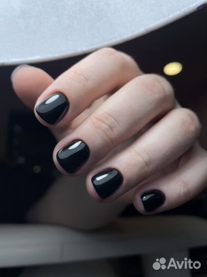 Маникюр однотонный