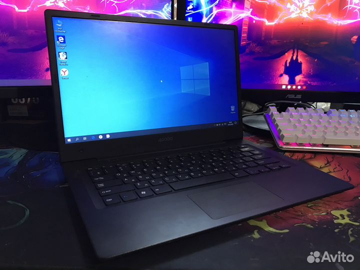 Ноутбук для учебы и офиса