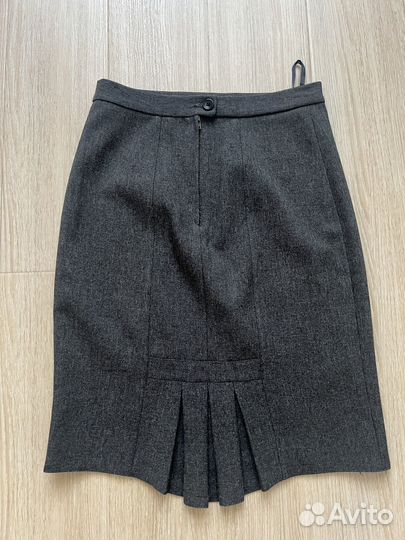 Жилетка и юбка серая форма