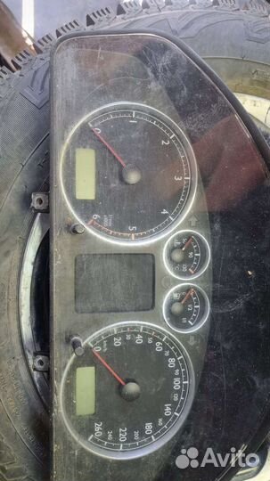 Приборка на фольксваген шаран