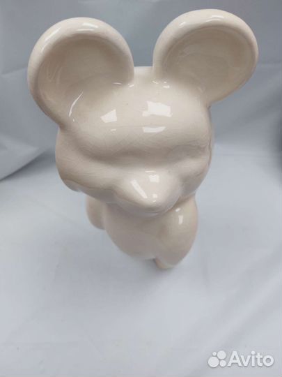 Олимпийский мишка белый