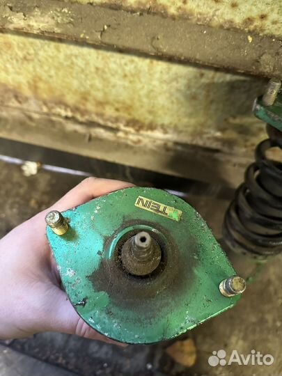 Стойки амортизатора subaru legacy b4