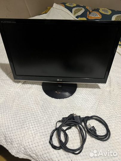 Монитор LG 24 дюйма