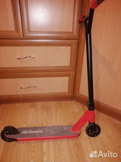 Трюковой самокат