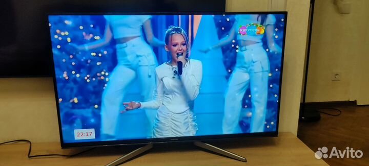 Телевизор samsung SMART tv 40