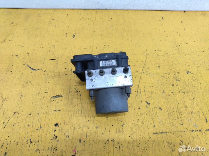 Блок абс Subaru Impreza GGA GDA EJ205