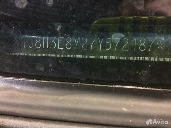 Разбор на запчасти Jeep Commander 2006-2010