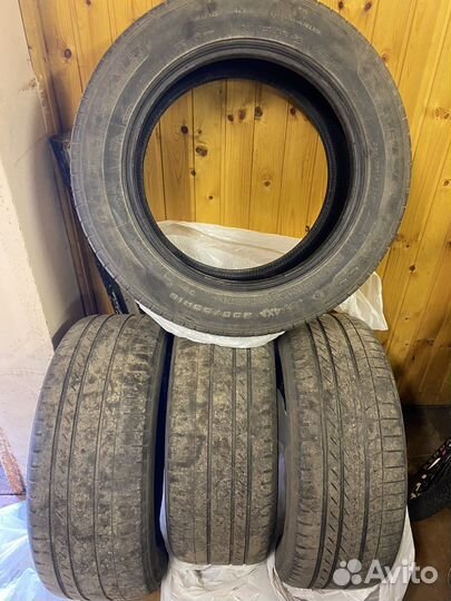 Goodyear Eagle F1 Asymmetric SUV 4x4 255/55 R18