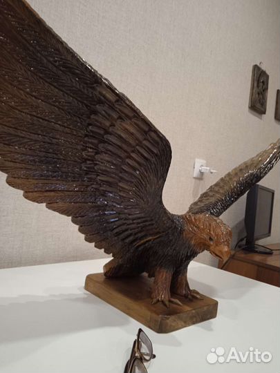 Сувенир. Резьба по дереву. Орёл