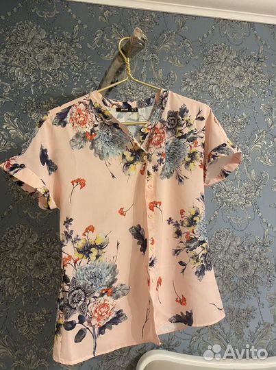 Вещи женские 44-46