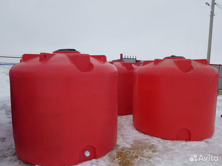 Пластиковая ёмкость TR касс 5000 л красная