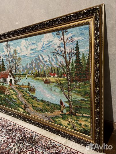 Картина вышитая бисером