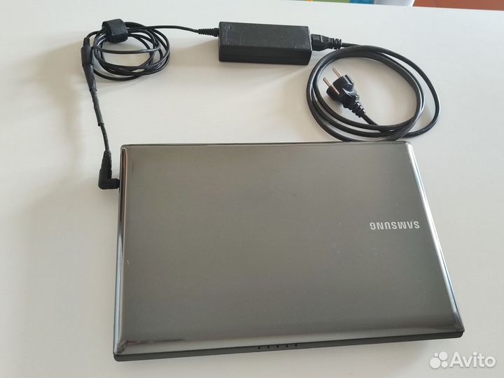 Ноутбук Samsung R425