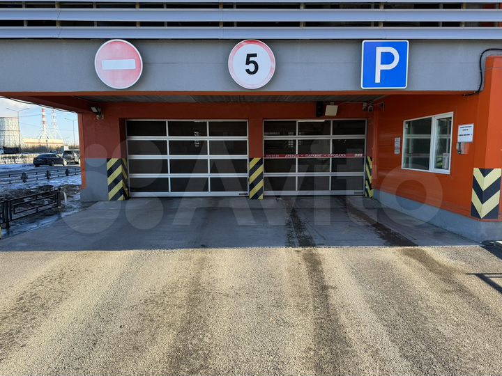 Машиноместо, 14 м²