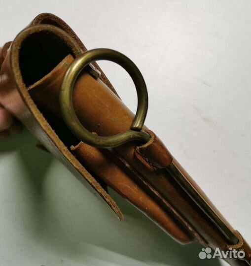 Кобура. Кожа