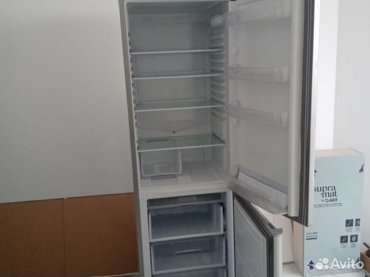 Холодильник бу indesit