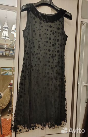 Нарядное женское платье