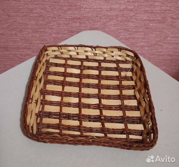 Хлебница плетеная