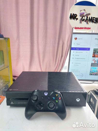 Игровая приставка Xbox One 500 Gb