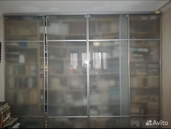 Двери купе стеклянные