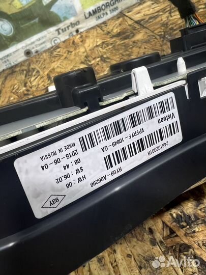 Панель приборов Рено Дастер