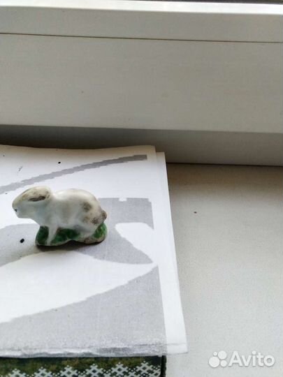 Зайчик фарфор