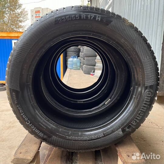 Continental ContiWinterContact TS 850 P 235/55 R17 99H