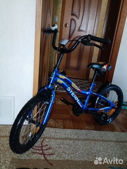 Велосипед детский 16 дюймов для мальчика б/у