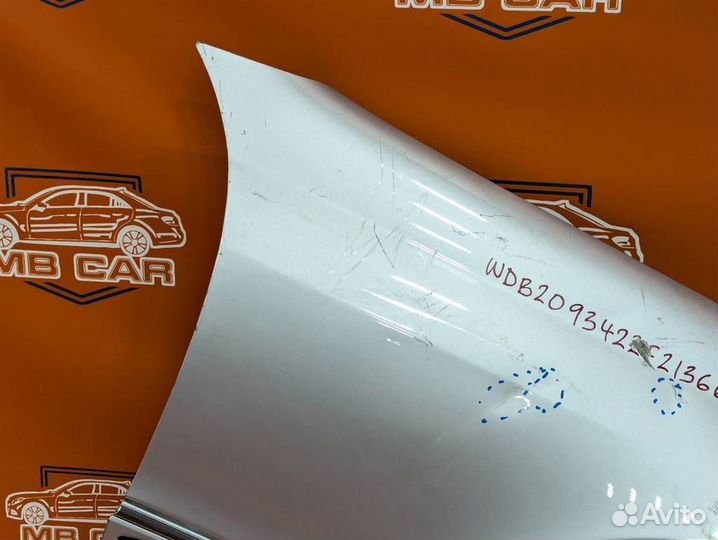 Крыло переднее правое w209 CLK-class 271.940