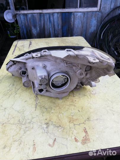 Фара правая передняя