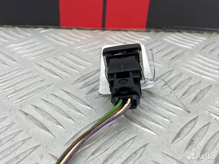 Кнопка обогрева сидений Peugeot 607 рест. 2005