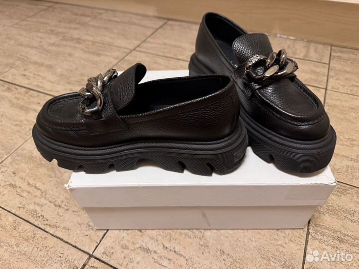 Лоферы женские Cassdei